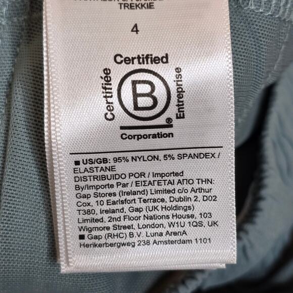 Athleta Trekkie Straight Crop Pant – Minimalistic Green 4 Ripstop Travel - Picture 7 of 14